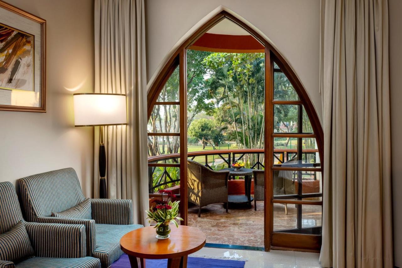 Caravela Beach Resort Varca Exteriér fotografie A room at the hotel
